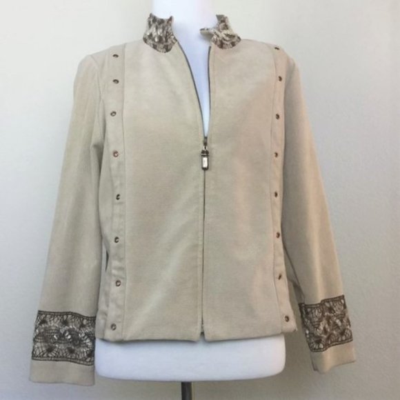 St. John Sport Jacket l - Picture 6 of 6